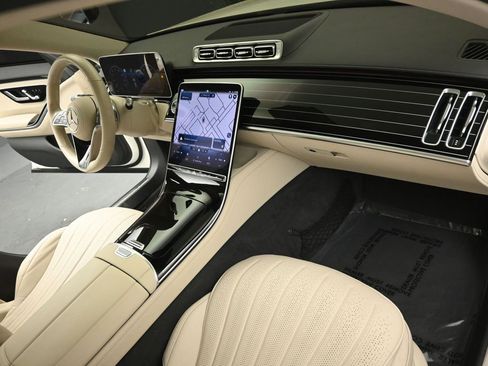 Used 2022 Mercedes-Benz S 500 4MATIC image 24