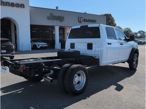 New 2026 RAM 4500 Tradesman w/ Chrome Appearance Group image 5
