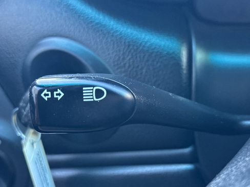 Used 2002 Porsche 911 Carrera 4 image 32