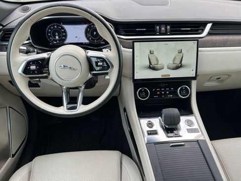 Used 2021 Jaguar F-PACE S AWD/4WD image 2