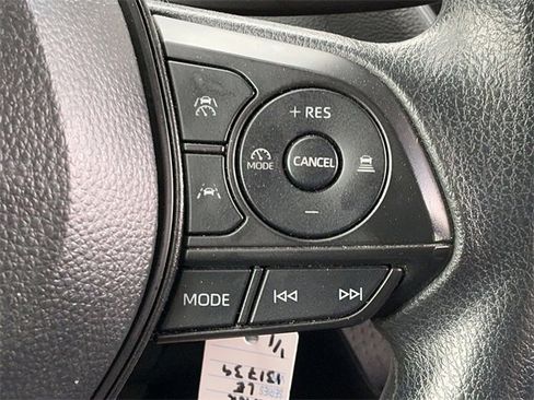 Used 2024 Toyota Corolla LE image 22