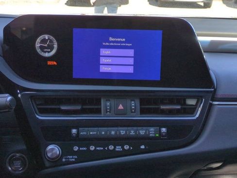 Certified 2023 Lexus ES 350 F Sport w/ Accessory Package (Z2) image 17