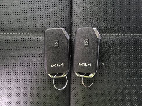 Used 2022 Kia Telluride EX w/ EX Premium Package FWD image 32