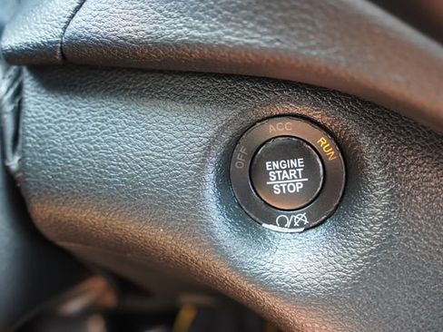 Used 2019 Jeep Cherokee High Altitude AWD/4WD image 33