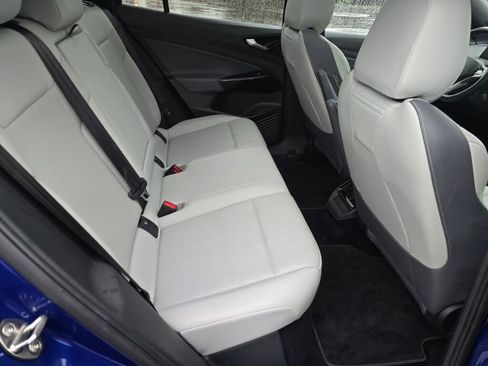 Used 2022 Volkswagen ID.4 Pro S image 12