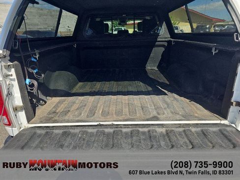Used 2015 RAM 1500 Laramie w/ Convenience Group AWD/4WD image 28