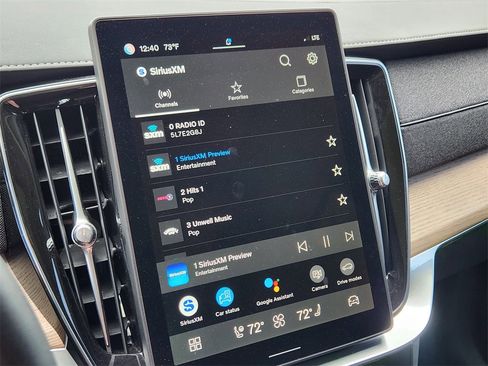 Used 2025 Volvo XC90 B6 Plus image 11