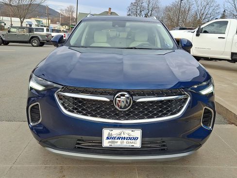 Used 2023 Buick Envision Avenir image 2