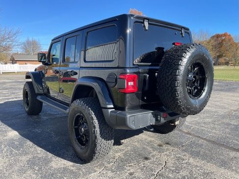 Used 2019 Jeep Wrangler Unlimited Sahara w/ Advanced Safety Group image 2