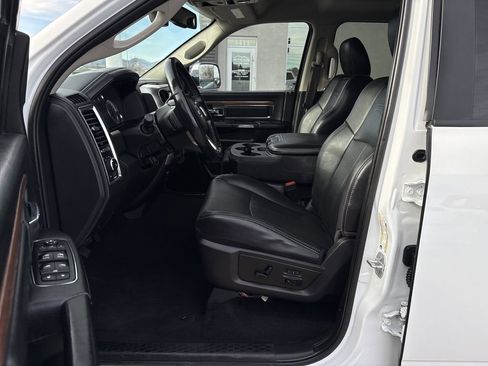 Used 2018 RAM 3500 Laramie image 24