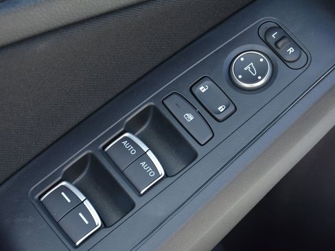 Used 2025 Honda Civic Sport image 11