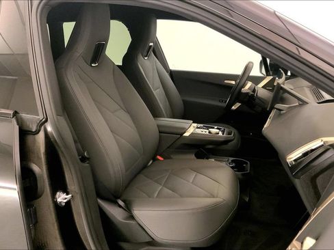 Used 2024 BMW iX xDrive50 w/ Premium Package AWD/4WD image 6