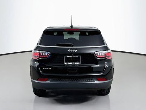 Used 2024 Jeep Compass Sport AWD/4WD image 8