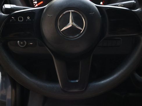 Used 2019 Mercedes-Benz Sprinter 144 image 16