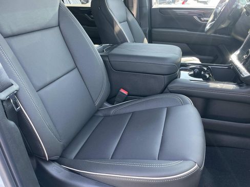New 2026 GMC Yukon XL Elevation RWD image 28