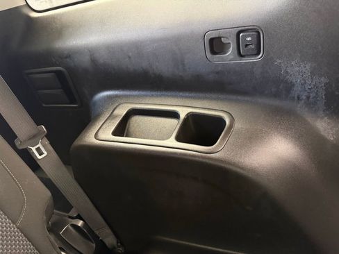 Used 2020 GMC Acadia SLE w/ Driver Convenience Package image 39