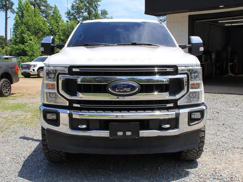 Used 2020 Ford F250 XLT w/ XLT Premium Package AWD/4WD image 11