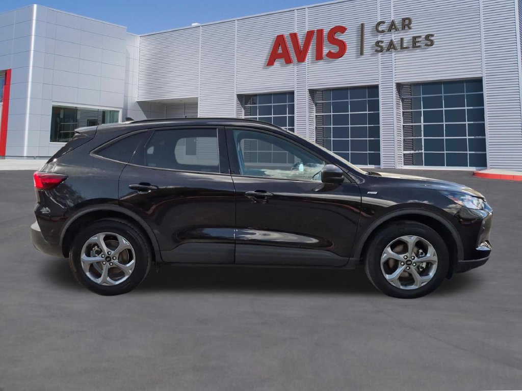 Used 2025 Ford Escape ST-Line AWD/4WD image 5