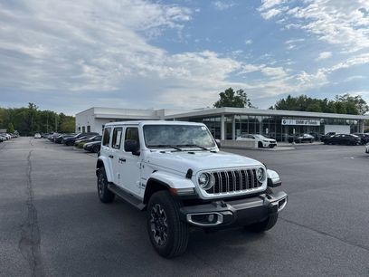 Used 2024 Jeep Wrangler Unlimited Sahara w/ Technology Group