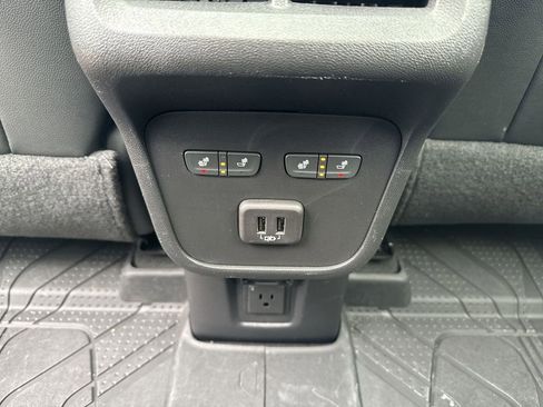 Certified 2023 Chevrolet Equinox Premier AWD/4WD image 29