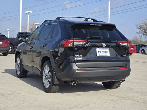 Used 2025 Toyota RAV4 XLE Premium w/ Weather Package image 5