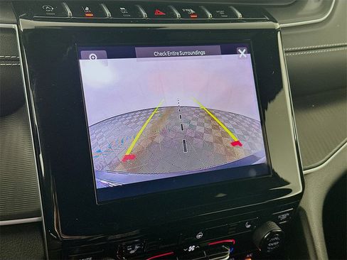 Used 2024 Jeep Grand Cherokee Laredo w/ Luxury Tech Group I image 20