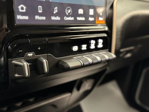 Used 2024 RAM 2500 Laramie image 29