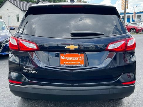 Used 2020 Chevrolet Equinox LS w/ LS Convenience Package FWD image 6