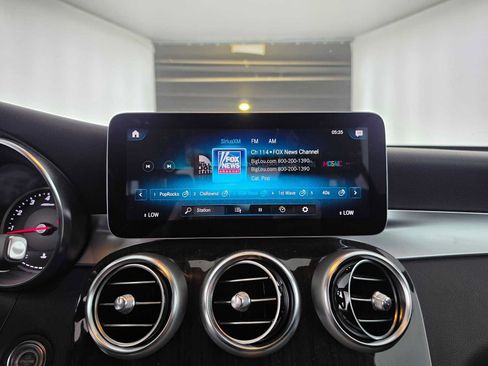 Certified 2022 Mercedes-Benz GLC 300 image 27