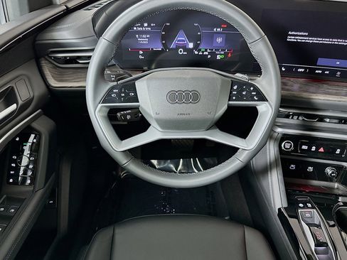 New 2025 Audi Q5 Premium image 5