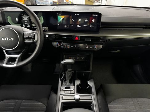 Used 2025 Kia K5 LXS FWD image 13