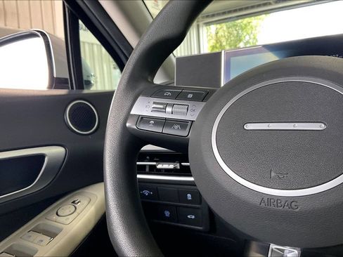 Used 2025 Hyundai Sonata SEL FWD image 8