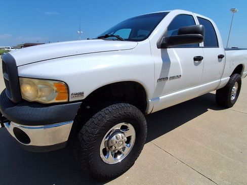 Used 2003 Dodge Ram 2500 Truck ST AWD/4WD image 4