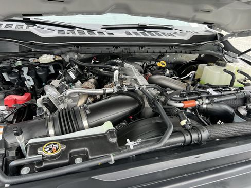 New 2026 Ford F350 Lariat w/ Black Appearance Package image 28