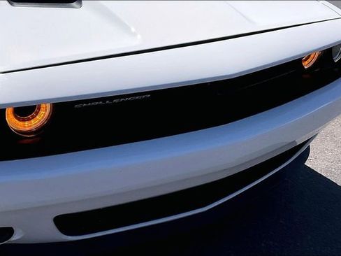Used 2019 Dodge Challenger SXT RWD image 30