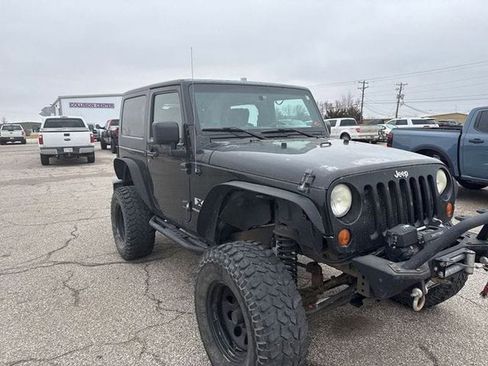 Used 2008 Jeep Wrangler X w/ Black Appearance Group AWD/4WD image 3