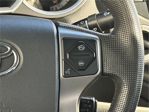 Used 2014 Toyota Tacoma 4x4 Double Cab image 21
