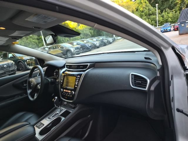 Used 2024 Nissan Murano SV AWD/4WD image 10