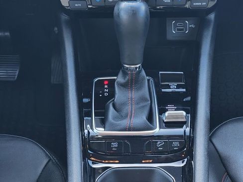 Used 2022 Jeep Compass Trailhawk image 14