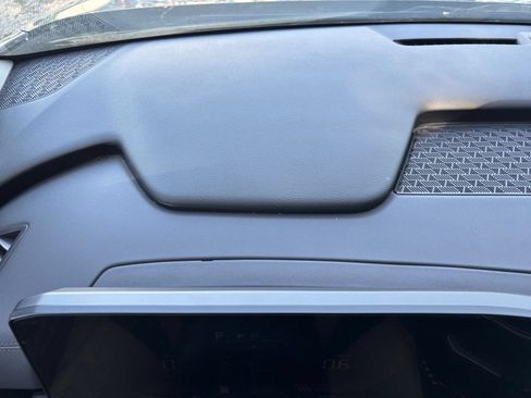 Used 2026 Kia Carnival FWD image 37