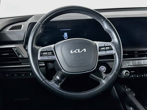 Used 2025 Kia Telluride S AWD/4WD image 18