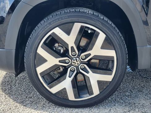 Used 2022 Volkswagen Taos SEL AWD/4WD image 10