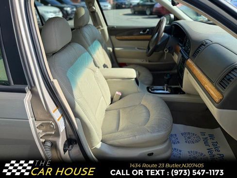 Used 2001 Lincoln Continental FWD image 20