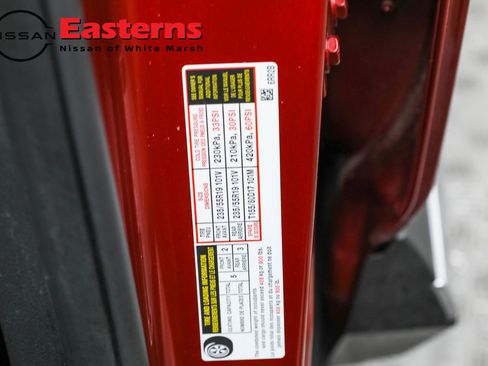 Used 2023 Nissan Rogue SL FWD image 36