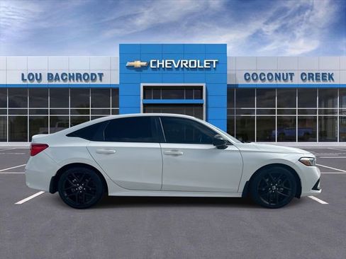 Used 2023 Honda Civic Sport image 9