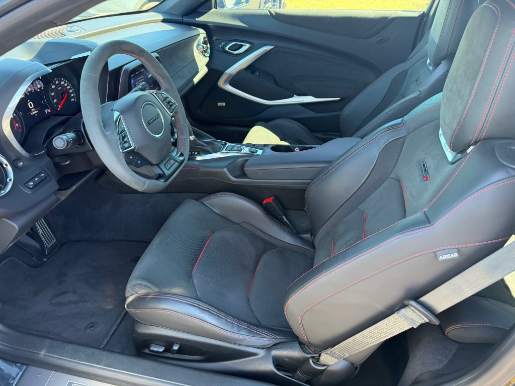 Used 2023 Chevrolet Camaro ZL1 RWD image 9