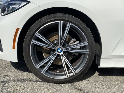 Used 2022 BMW 330i Sedan w/ Driving Assistance Package image 25