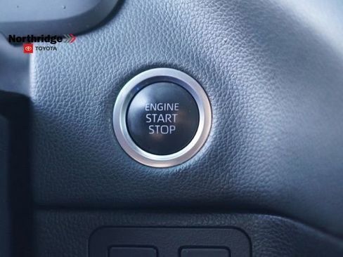 Used 2023 Toyota Tundra Limited image 26