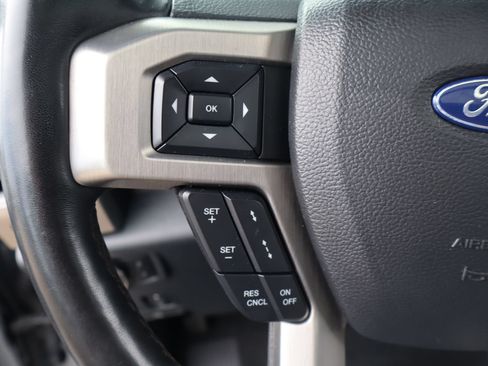 Used 2022 Ford F250 Platinum AWD/4WD image 14