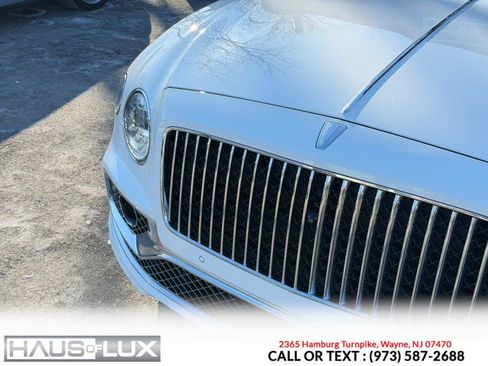 Used 2021 Bentley Flying Spur V8 w/ First Edition Specification image 11